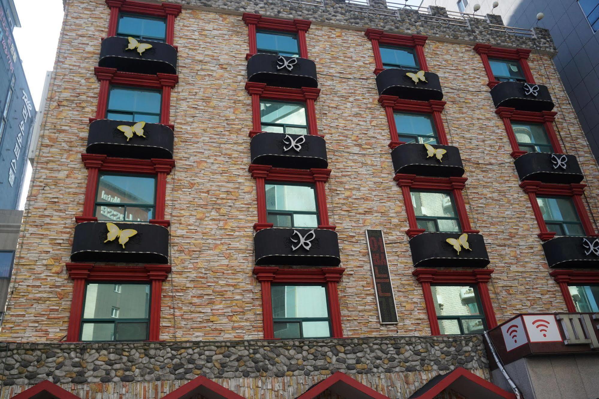 Picasso Motel Haeundae Пусан Экстерьер фото